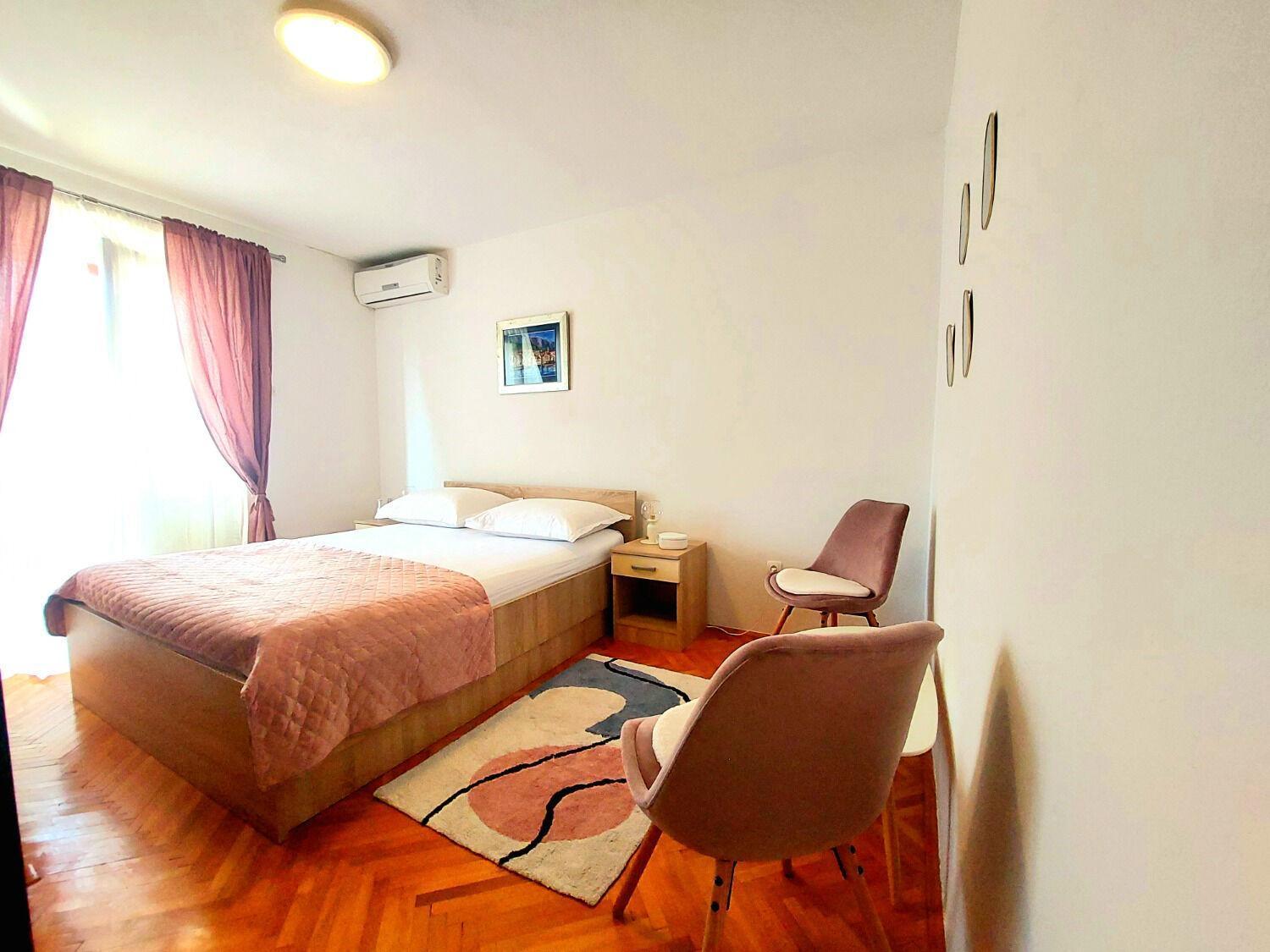 Apartment Fila - Large & Close To The *